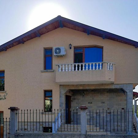 Къща За Гости Костови Iwajlowgrad Exterior foto